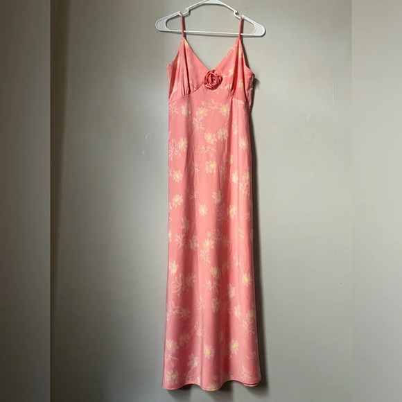 Wayf Floral Rosette Slipdress size XS - Picture 3 of 6